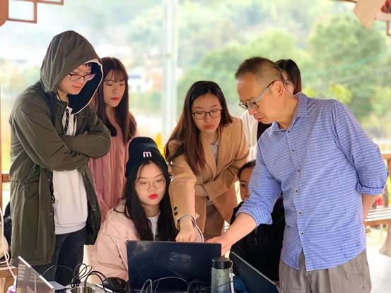 2e85eba57ca8b427bab5404f7b0bc5c